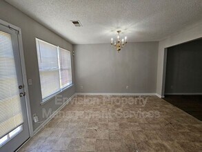 336 Coral Cir in Mcdonough, GA - Building Photo - Building Photo
