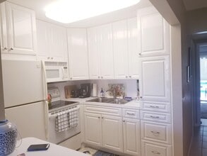 850 Horizon W in Boynton Beach, FL - Building Photo - Building Photo