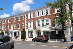 106 Kraft Ave, Unit 8 in Bronxville, NY - Building Photo