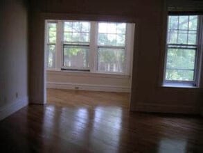 324 Laurel St in St. Louis, MO - Building Photo - Building Photo