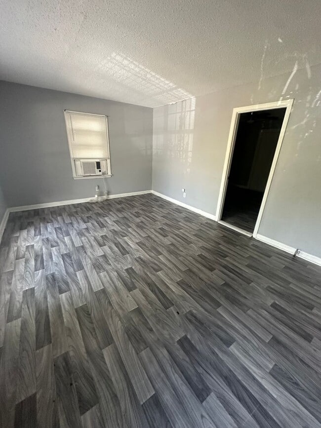 2120 Mutual Ave in Macon, GA - Building Photo - Building Photo