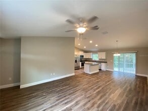 207 Locust Ln Dr in Ocala, FL - Building Photo - Building Photo