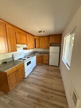 Cathedral Park Apartments in Portland, OR - Building Photo - Building Photo