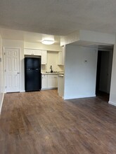 Vineyard Apartments in Ceres, CA - Building Photo - Building Photo