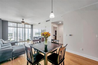 1208 E Kennedy Blvd in Tampa, FL - Building Photo - Building Photo