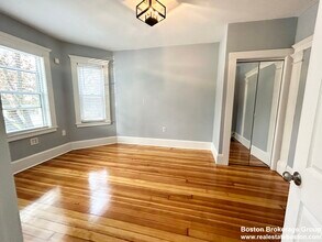 20 Dawes St, Unit 1 in Boston, MA - Building Photo - Building Photo