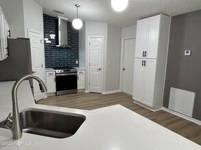 2842 Southampton Dr in Middleburg, FL - Building Photo - Building Photo