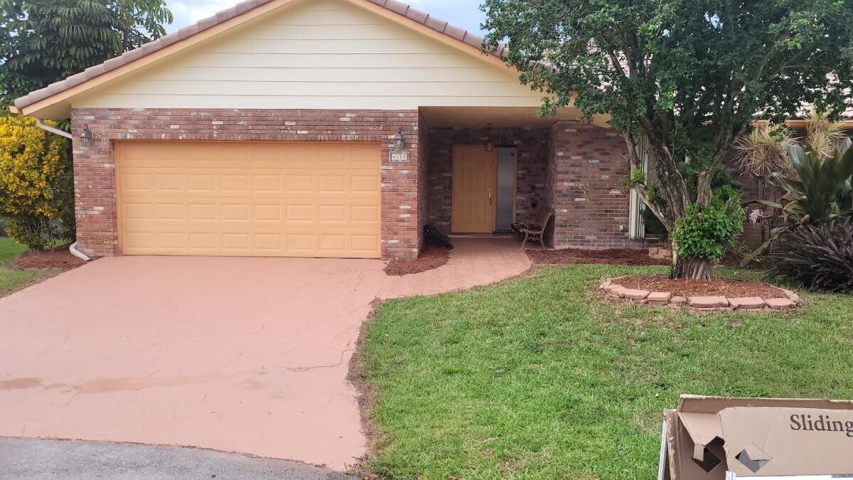 4115 NW 70th Way in Coral Springs, FL - Building Photo