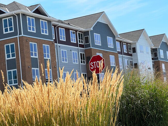 Fitzgerald Flats in Forest Lake, MN - Foto de edificio - Building Photo