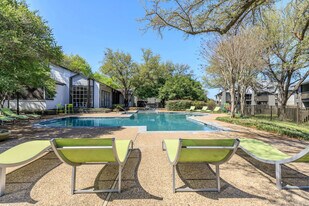 Timbers Apartment Homes in Dallas, TX - Building Photo