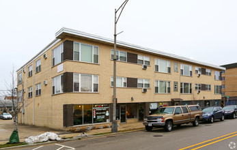 906-914 Curtiss St in Downers Grove, IL - Building Photo - Building Photo