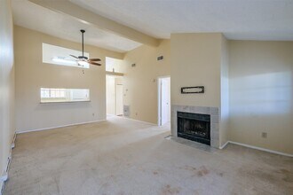 3738 Quiet Pl Dr in Houston, TX - Building Photo - Building Photo