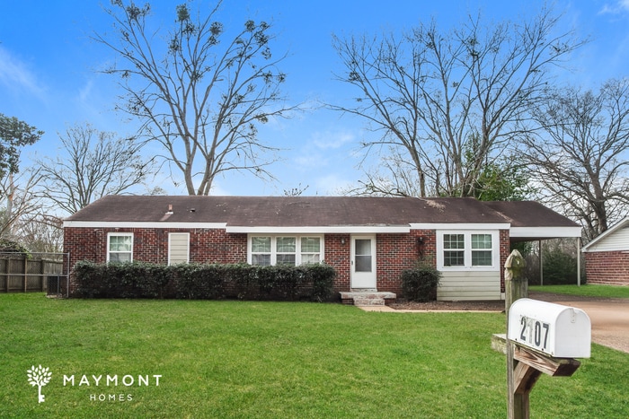 2107 Gilbreath Rd NW in Huntsville, AL - Building Photo