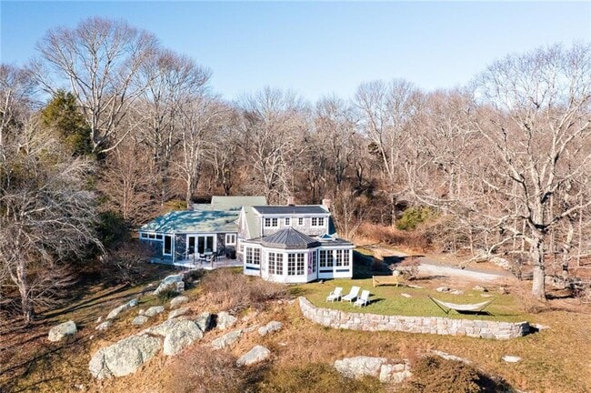 66B Torrey Rd in South Kingstown, RI - Foto de edificio - Building Photo