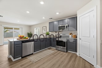 565 W Black Hawk Pl in Casa Grande, AZ - Building Photo - Building Photo