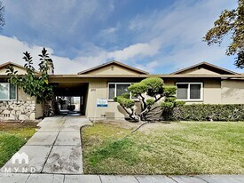 870 Burbank Dr in Santa Clara, CA - Building Photo