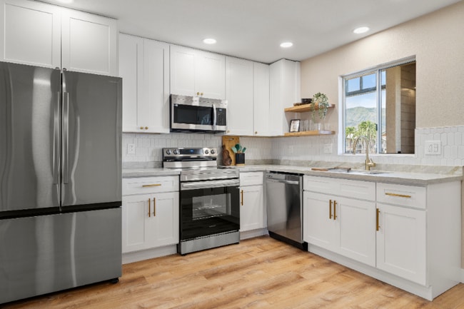 71 Kopi Ln in Wailuku, HI - Building Photo - Building Photo
