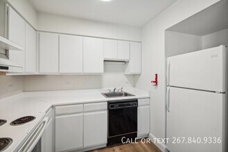 400 College Park Dr in Altoona, PA - Foto de edificio - Building Photo