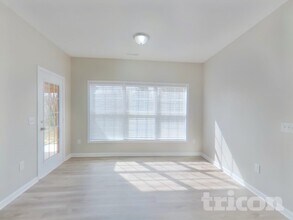 324 Archway Ct in Moore, SC - Foto de edificio - Building Photo