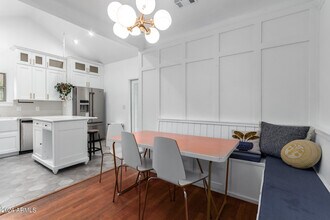 2209 N Edgemere St in Phoenix, AZ - Building Photo - Building Photo