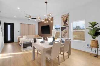 6726 Dumble St in Houston, TX - Building Photo - Building Photo