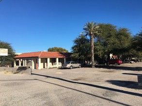 Troy Apartments in Tucson, AZ - Building Photo - Building Photo