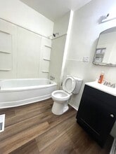 617 E 6th St, Unit 1 in Erie, PA - Building Photo - Building Photo