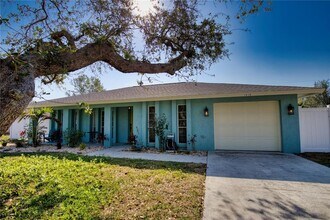 1515 Southland Rd in Venice, FL - Building Photo - Building Photo