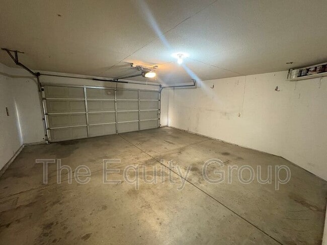 2424 E Beech Ave in Visalia, CA - Building Photo - Building Photo