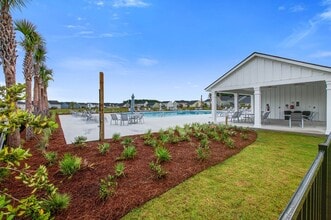 423 Squire Pope Rd in Summerville, SC - Building Photo - Building Photo