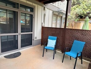 100 Nevada Ave, Unit Studio 3 in Asheville, NC - Foto de edificio - Building Photo