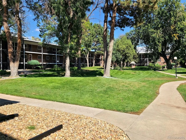 property at 6800 E Tennessee