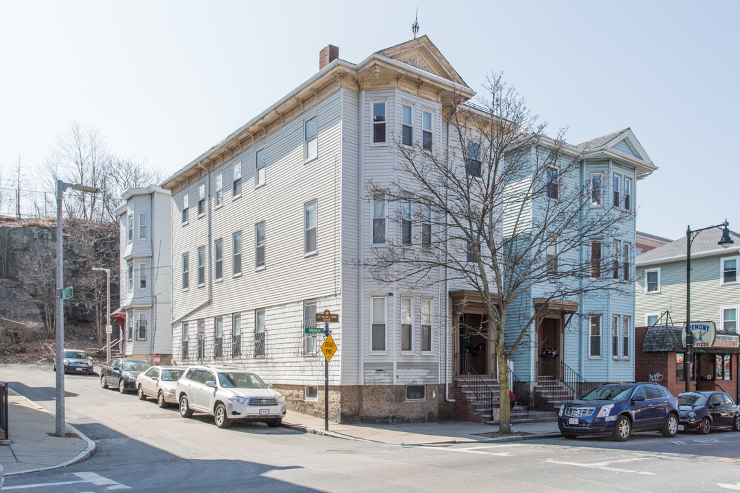 1582-1584 Tremont St in Boston, MA - Building Photo