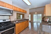 13303 Klamath Falls Dr photo'