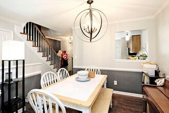 3269 Gateway Cir in Charlottesville, VA - Building Photo - Building Photo