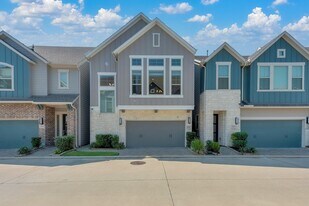 10927 Keaton Landing Dr in Houston, TX - Building Photo