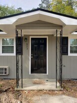 823 McNeil St in Spring Lake, NC - Building Photo