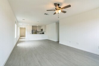 3618 Jacobs Wl in Saint Hedwig, TX - Building Photo - Building Photo
