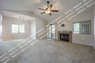 15050 N Thompson Peak Pkwy in Scottsdale, AZ - Building Photo - Building Photo