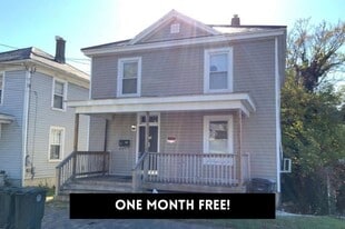 1209 Pierce St in Lynchburg, VA - Building Photo