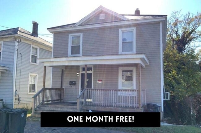 property at 1209 Pierce St