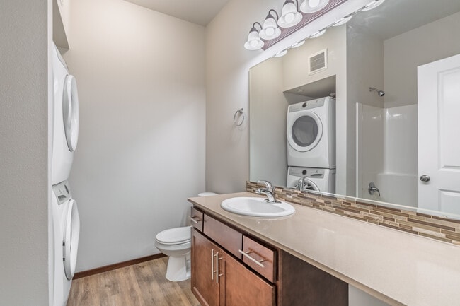 Emory Lofts in Arlington, WA - Foto de edificio - Interior Photo