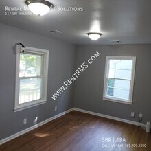 117 SW Hillside Dr in Topeka, KS - Building Photo - Building Photo