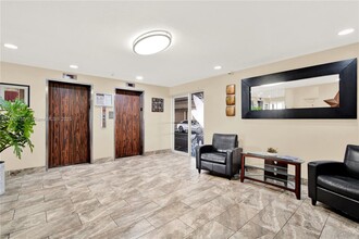 1811 Jefferson St in Hollywood, FL - Building Photo - Building Photo