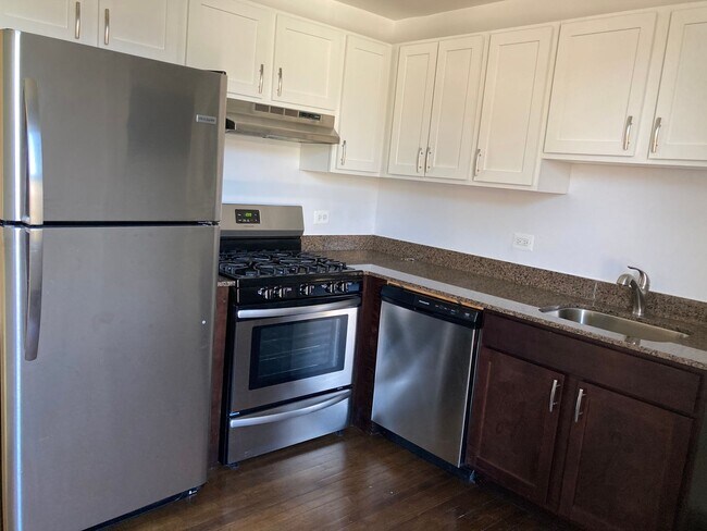 5343 N Damen Ave in Chicago, IL - Building Photo - Building Photo