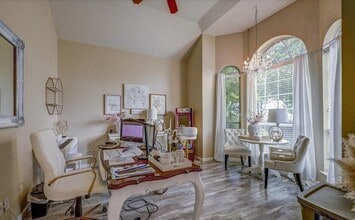 7500 Parkgate Dr in Fort Worth, TX - Building Photo - Building Photo