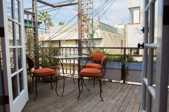 17 Hurricane St in Marina Del Rey, CA - Building Photo - Building Photo