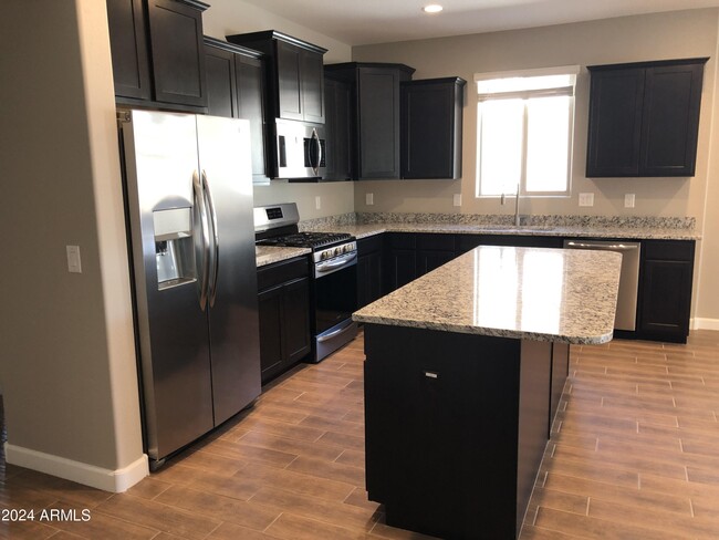 29412 W Weldon Ave in Buckeye, AZ - Building Photo - Building Photo