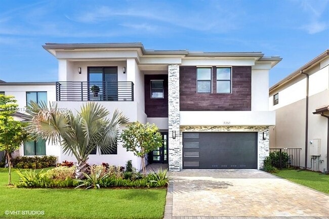 property at 8350 Royal County Down Rd