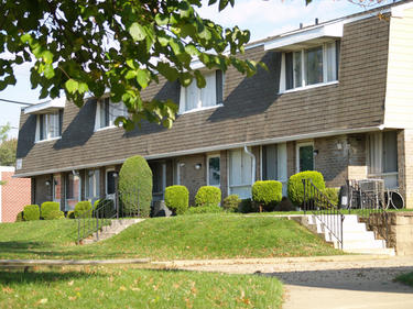 Franklin Square Townhomes in Philadelphia, PA - Building Photo - Building Photo
